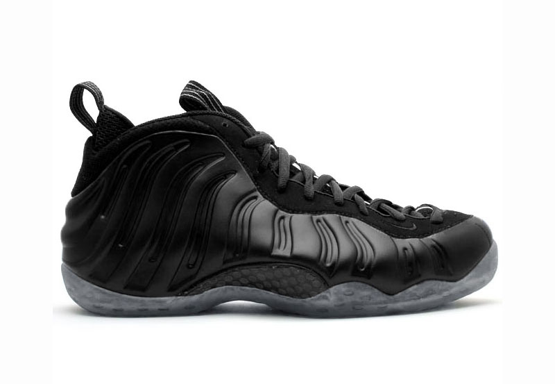 Nike-foamposite-stealth