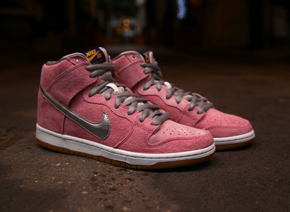 Nike-sb-dunk-high-pigs