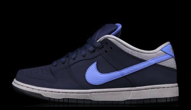 Nike-sb-dunk-low-squadron-blue-06-570x381-Copy-1024x594