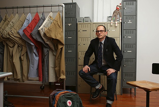 20100208_markmcnairy2_560x375