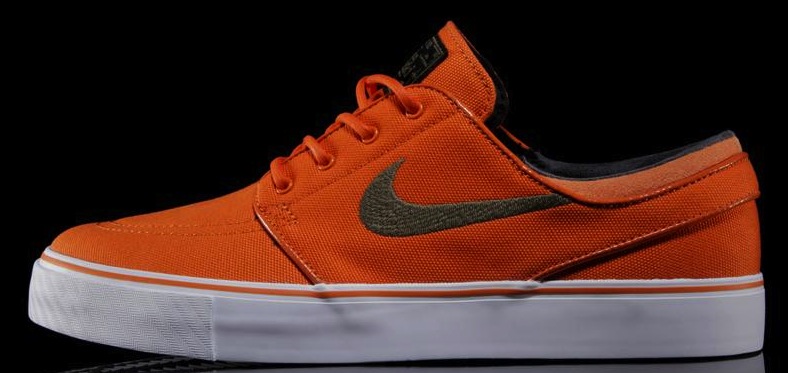 Xl_7-29-13NikeSBJanoskiUrbanOrange1