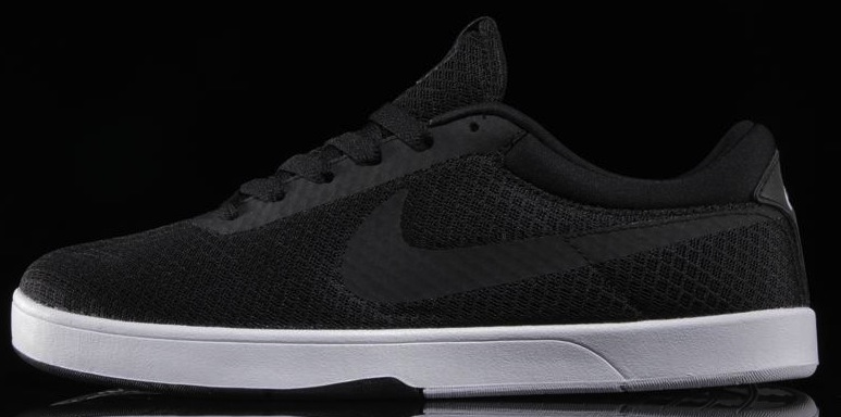 Xl_7-29-13NikeSBKoston1EngMeshBlk1 Xl_7-29-13NikeSBKoston1EngMeshBlk1