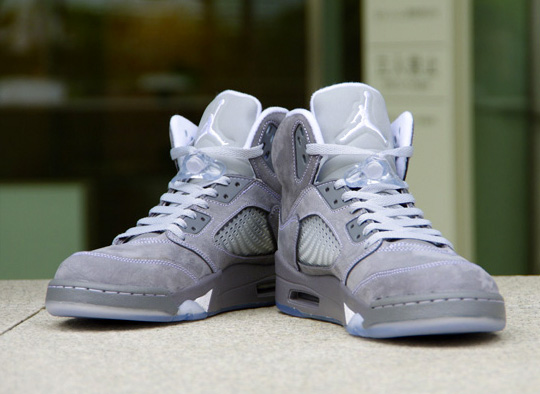 Nike-air-jordan-5-retro-wolf-grey-0