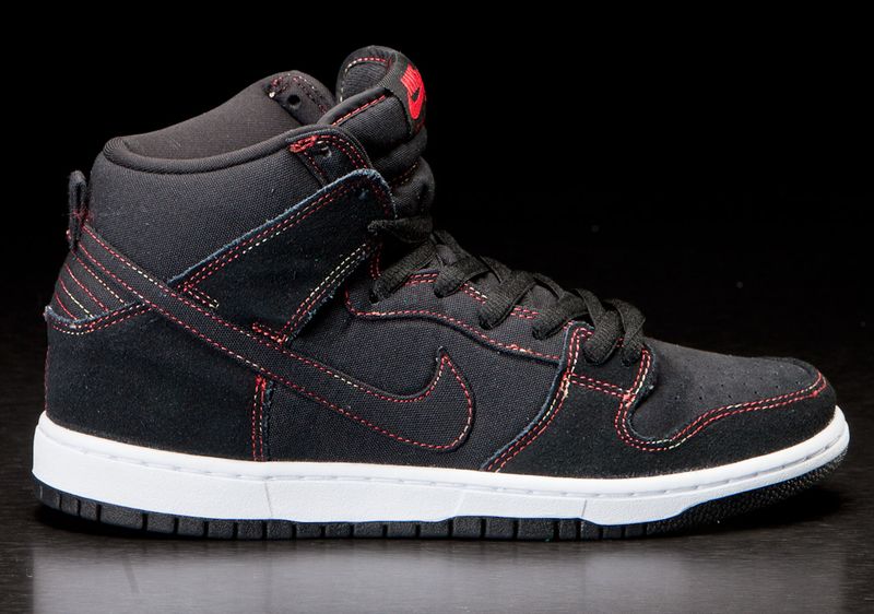 Nike-dunk-high-pro-sb-305050-012